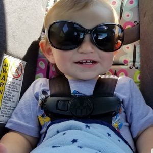 Meet your Posher, Kiley